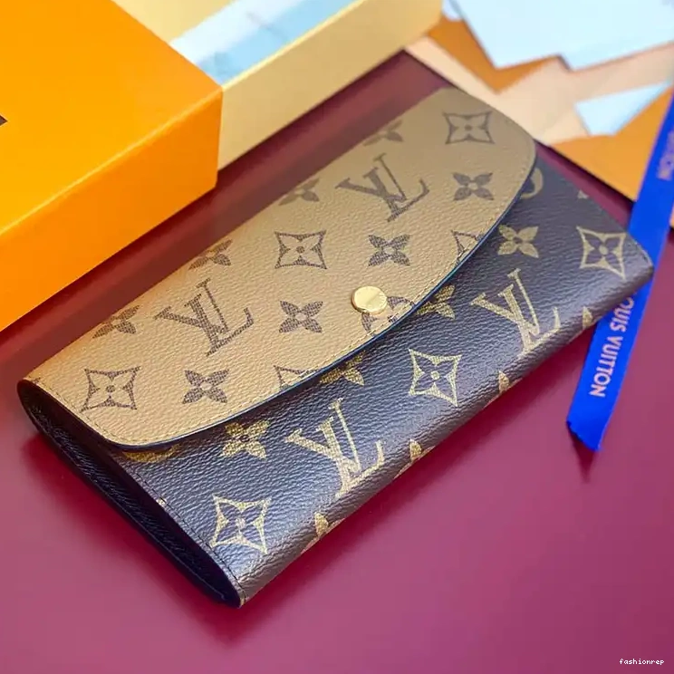 Fashionrepsfam ru LV Bags 2411YA0032 0819